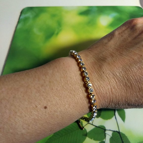 3/$25 vintage 90s rhinestone tennis bracelet ๐HOST PICK ๐ - Picture 12 of 12